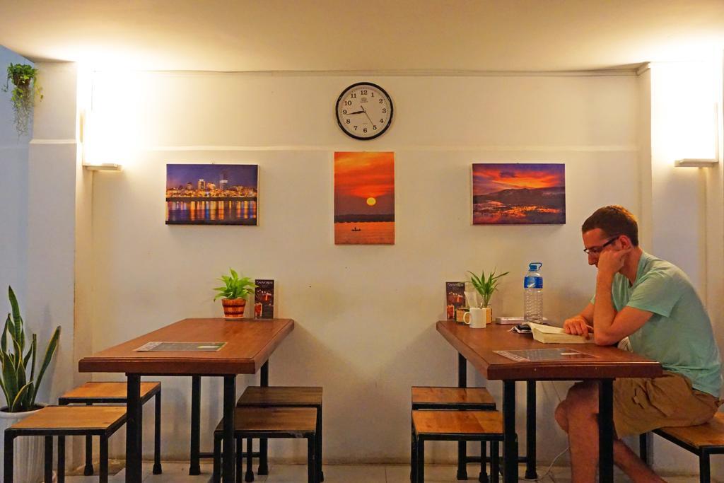 Maya Papaya Cafe & Hostel（One Stop） Пномпень Екстер'єр фото